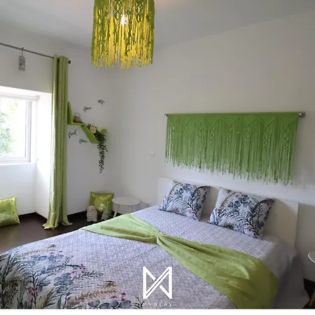 Mystay - Colina Da Felicidade فيلة *